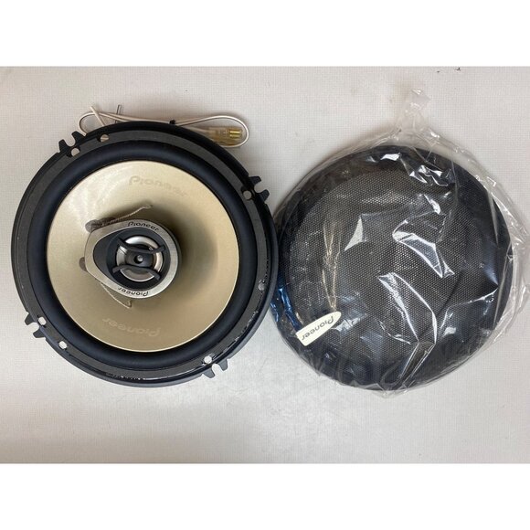 Pioneer TS-A1648 16cm Coaxial 2-Way Speaker 120W Max 4 Ohm - Picture 1 of 5